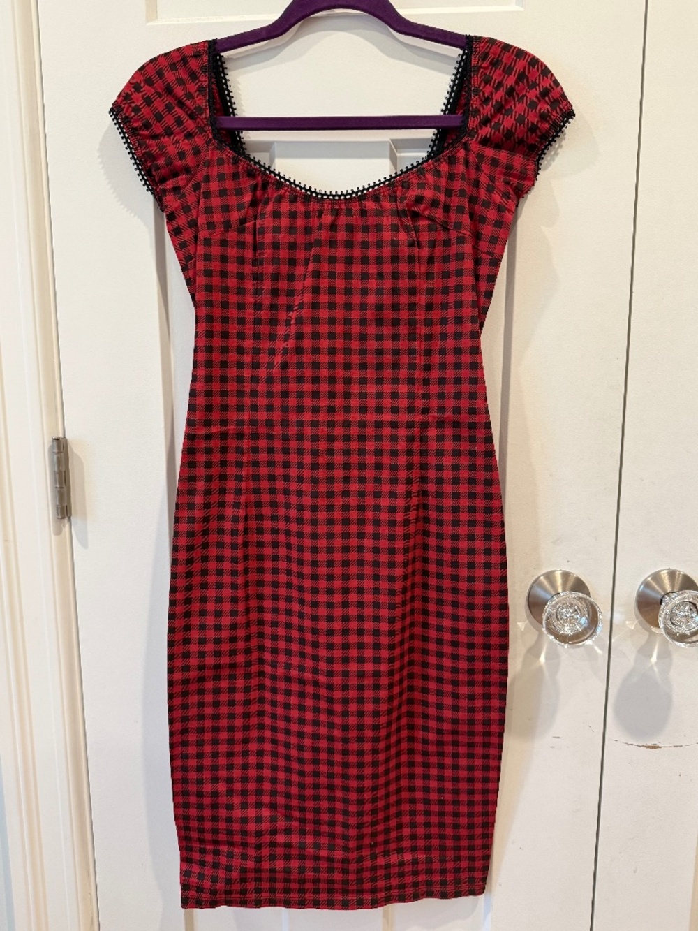 Switchblade Stiletto Josie rockabilly wiggle dress, red & black gingham, Small